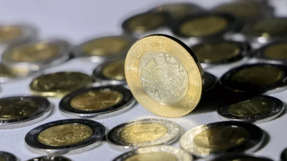 Alerta: monedas de 10 pesos falsas invaden México, así las detectas
