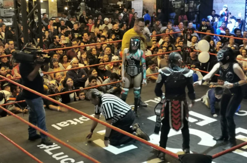 Lucha Azteca AAA