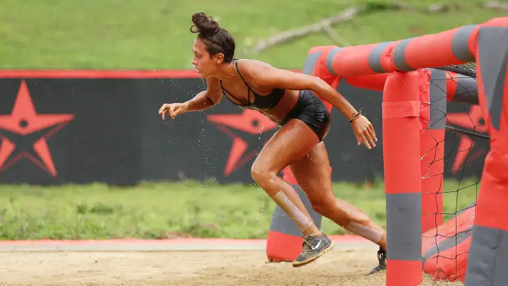 Macky González.