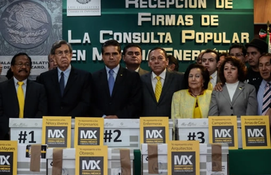 El PRD sometió a consulta popular la reforma energética