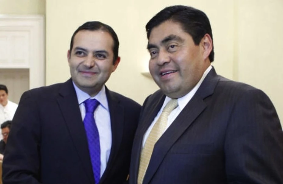 Los senadores Ernesto Cordero y Miguel Barbosa presentan ruta crítica de la reforma política