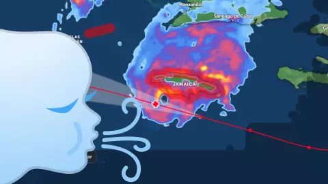 ¡Otro más! Crean EVENTO para soplar y desviar al Huracán Beryl en Playa del Carmen