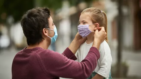 Por incremento en casos de COVID-19 en Mexico, la UNAM recomienda uso de cubrebocas