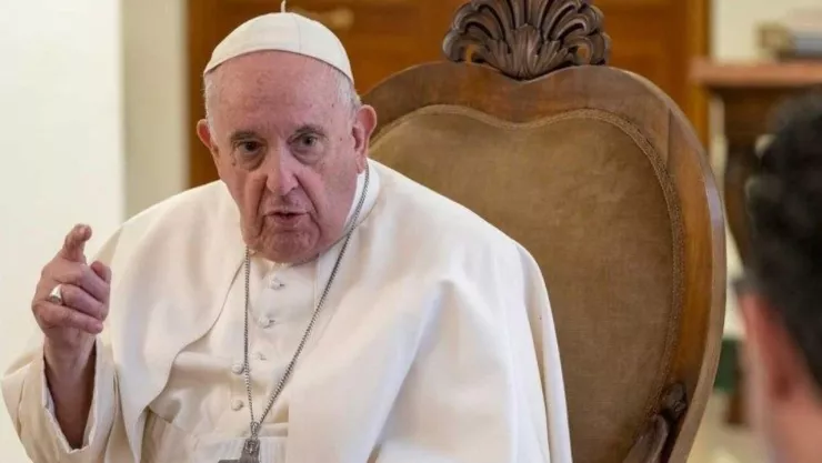 Papa Francisco sigue en estado crítico tras presentar insuficiencia renal leve.jpg