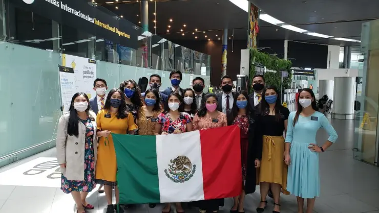 mexicanos varados.jpg