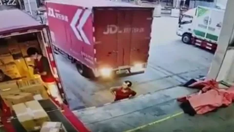 accidente en zona de descarga