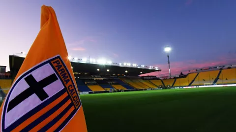 Parma podría ser la casa de Hirving Lozano