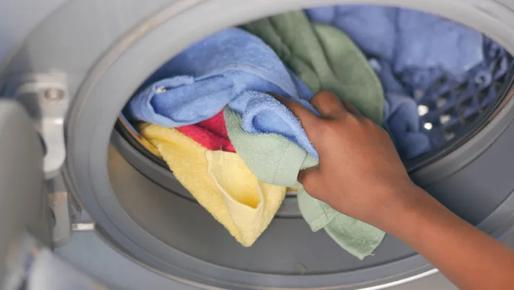 ¿Qué hacer cuando una lavadora no centrifuga? ¡Aplica este truco!