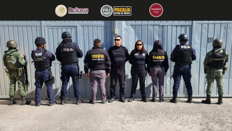 Policías detenidos por el homicidio de un hombre en Ecatepec.
