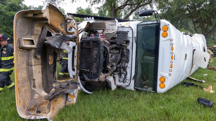 Hay 8 muertos tras el accidente de un autobús en Florida.