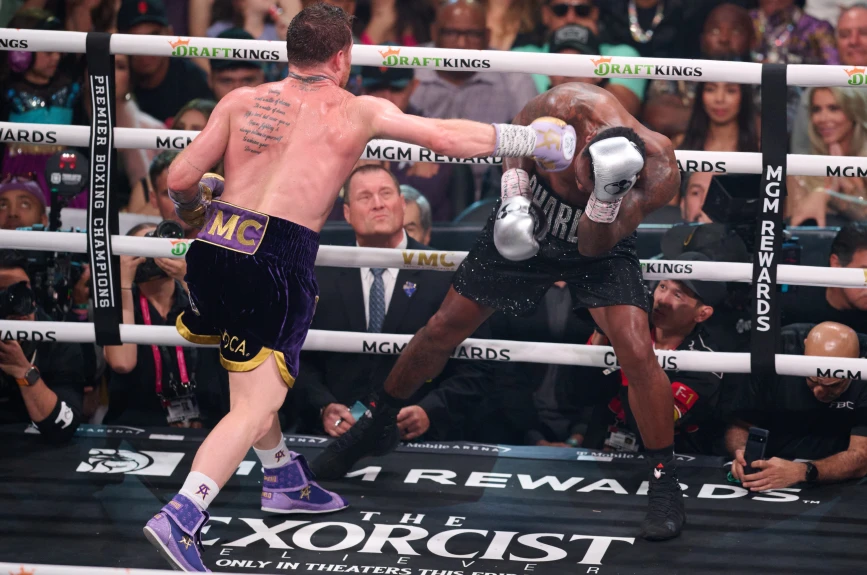 Canelo vs Charlo 8