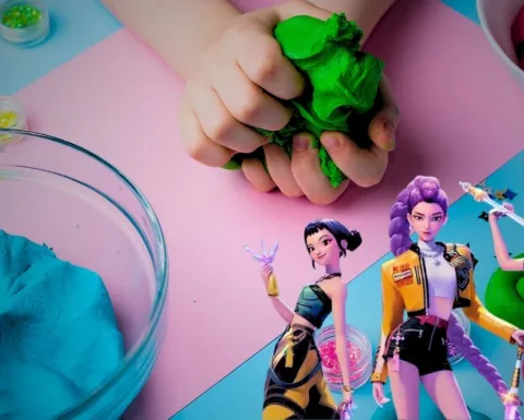 Ideas DIY 3 propuestas fáciles para moldear los personajes de Las Guerreras K-Pop con plastilina.jpg