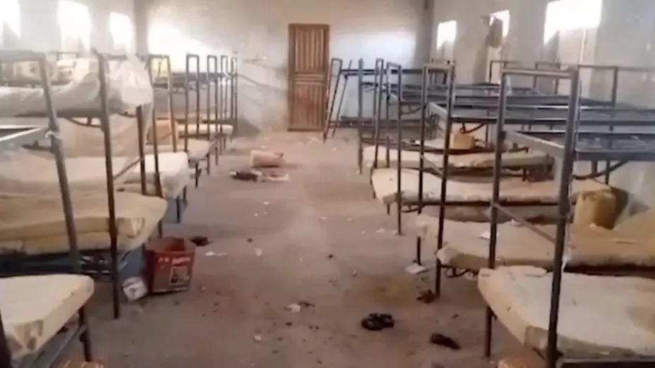 Nigeria evacúa escuelas ante riesgo de ataque padres retiran a sus hijas.jpg