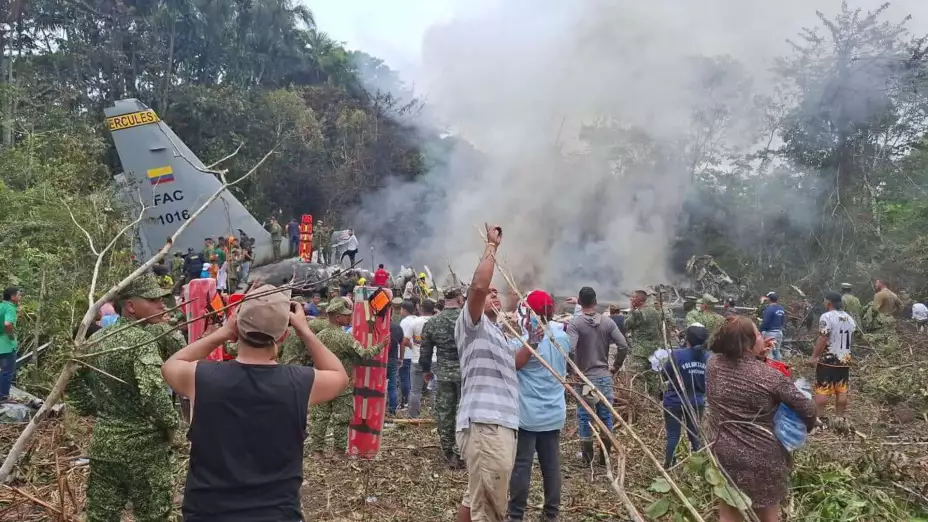 Avión militar accidentado tras despegar de Puerto Leguízamo, Colombia.