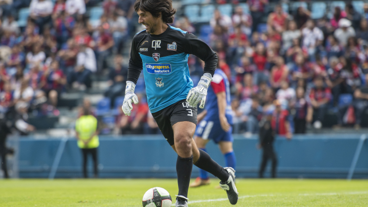 6.Federico Vilar. Guardameta con gran personalidad y enorme sentido para jugar en el área. Debutó con el Atlante en la primera división en el 2003. Campeón en el 2007. Jugó con los potros el Mundial de Clubes 2009. Marcó 5 goles en su estadía como azulgrana.