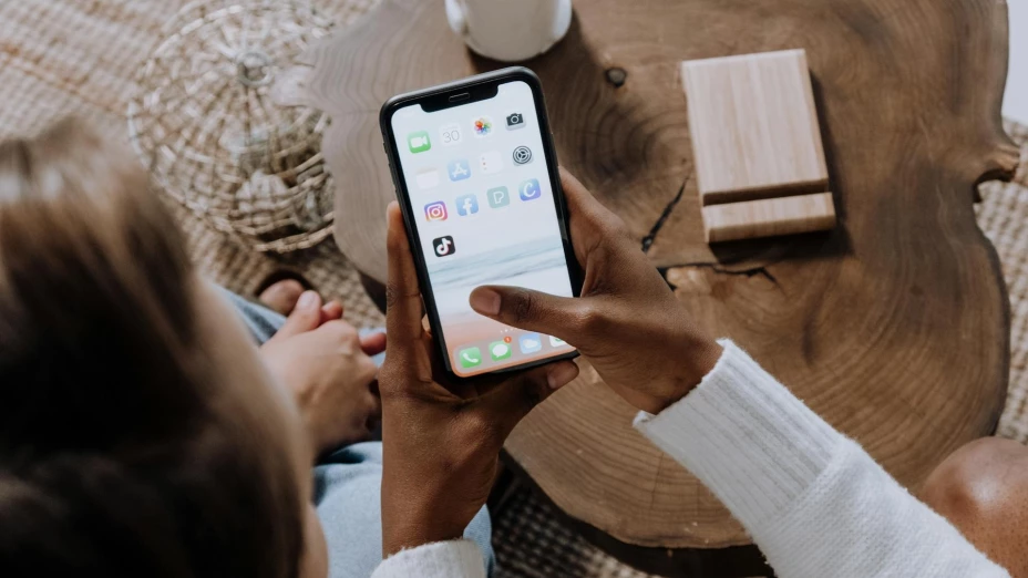 La Comisión Europea investiga a TikTok por falta de transparencia y riesgos para menores.jpg