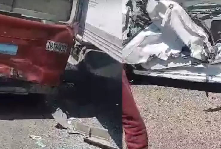 Camión de carga se quedó sin frenos y causó accidente en Zona Centro