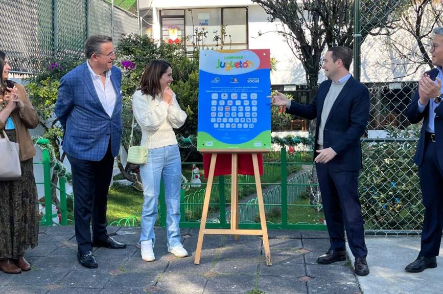 La primera Ludoteca del Juguetón Azteca se inauguró.