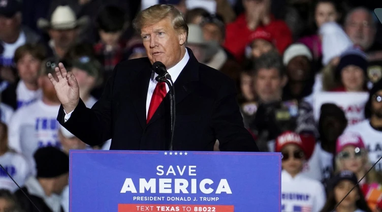 Trump perdonaría a atacantes del Capitolio