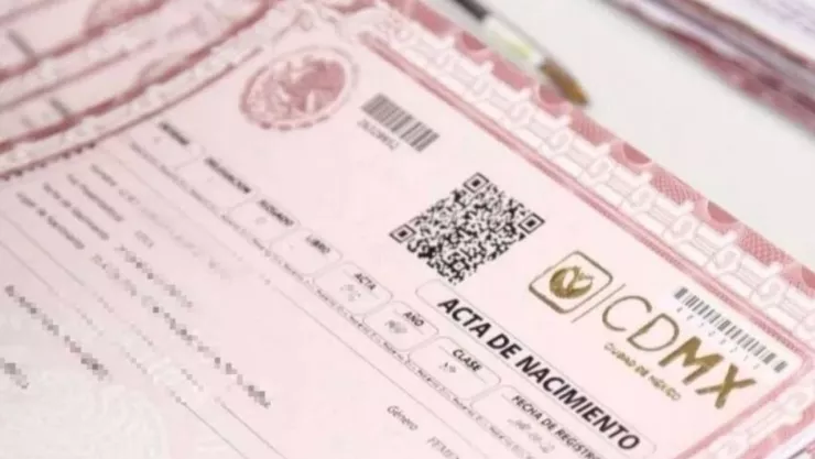 Acta de nacimiento y CURP