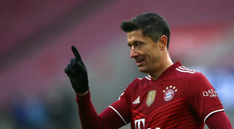 Robert Lewandowski con 300 goles en la Bundesliga