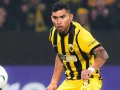 Orbelín Pineda en un partido con el AEK