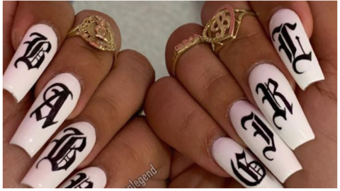 uñas buchonas ideas letras