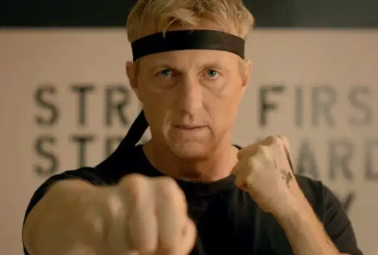 William Zabka muestra su entrenamiento para la última temporada de Cobra Kai