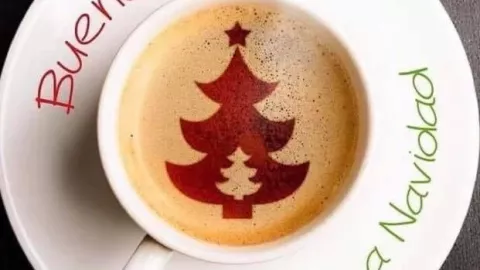 Taza de chocolate con mensaje de buenos días y Navidad