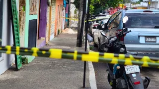 La zona fue asegurada tras el colapso de un hombre de 67 años en la vía pública