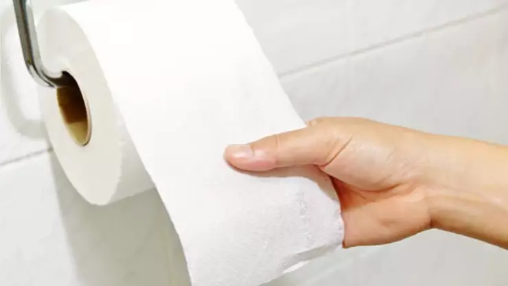 ¡CUIDADO! Limpiarte con papel higiénico puede causarte infecciones; te contamos la razón