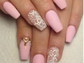 uñas rosas palo