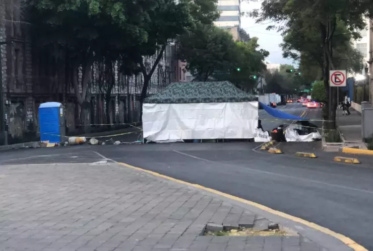 Plantón frente a la Segob