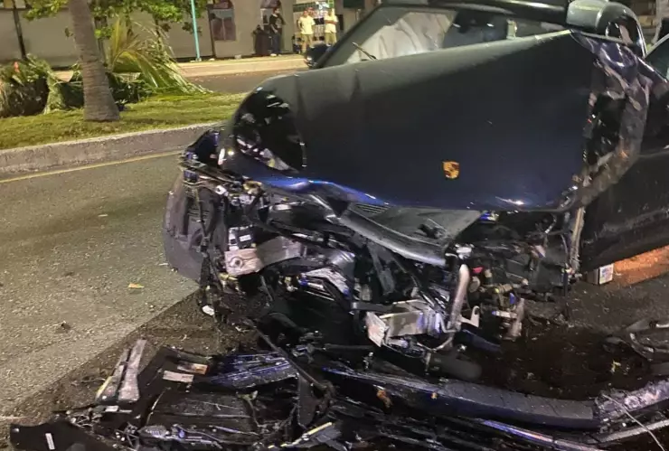 Accidente deja a persona lesionada en Blvd. Kukulcán de Cancún HOY viernes 2 de mayo de 2025.jpg