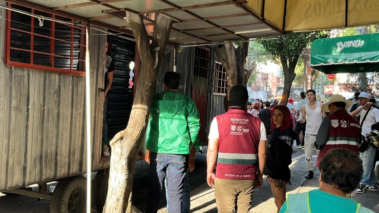 Sobrecupo de un bar del Centro Histórico provoca desalojo; había menores de edad
