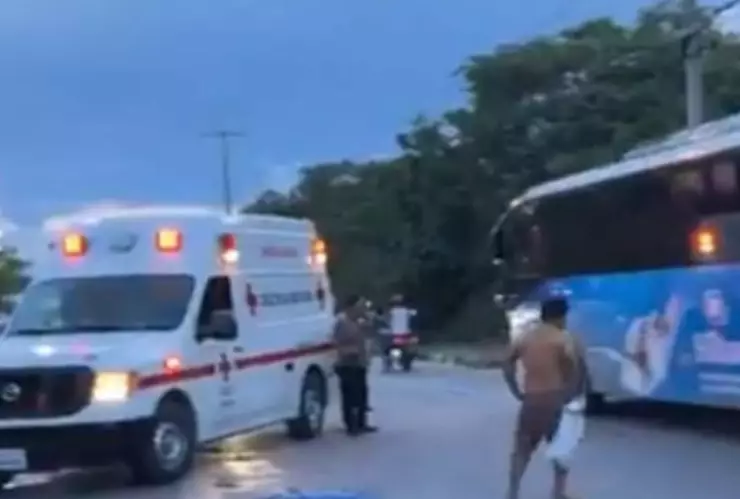 Fuerte ACCIDENTE en Cancún deja dos personas fallecidas; HOY 16 de septiembre.jpg