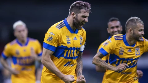 Tigres derrota a Cruz Azul en el Azteca J14.jpg