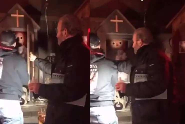 VIDEO Muñeca Annabelle es cambiada de vitrina pese a advertencia de los Warren de no tocarla