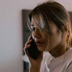 Llamadas silenciosas: Por qué te marcan, respondes y nadie contesta