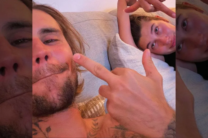 Justin y Hailey beso (5).jpg