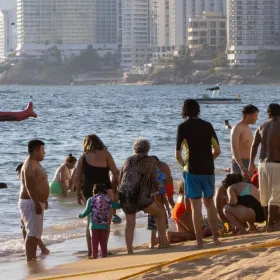 Sector hotelero advierte crisis por aumento al impuesto DNR ante caída del turismo en México