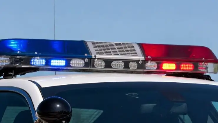 Ataque dentro de plaza del Centro de Mérida; hombre resulta herido con un cuchillo por una mujer