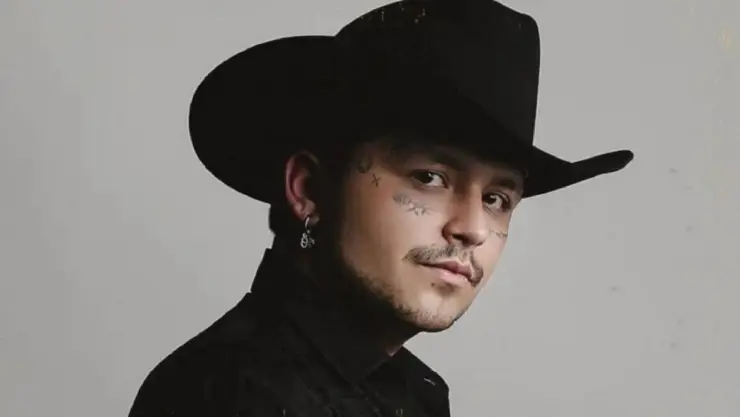 Infidelidad de Christian Nodal a Ángela Aguilar queda en evidencia; presunta amante muestra fotos