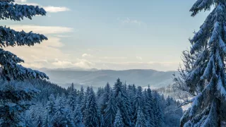 La primera tormenta invernal azota al país con un fin de semana extremo
