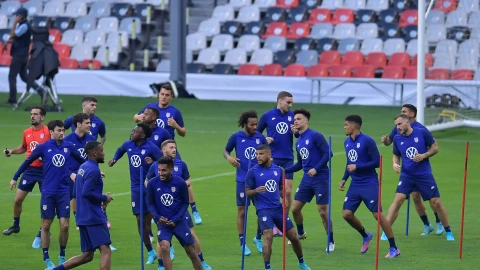 Entrenamiento de Estados Unidos en el Estadio Azteca