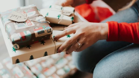 Estos son los 5 signos del Zodiaco que dan los mejores regalos en Navidad