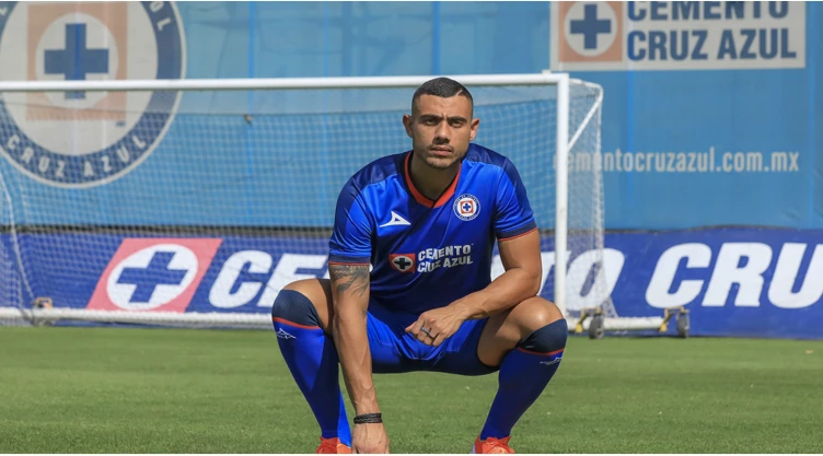 Giorgios Giakoumakis, Cruz Azul