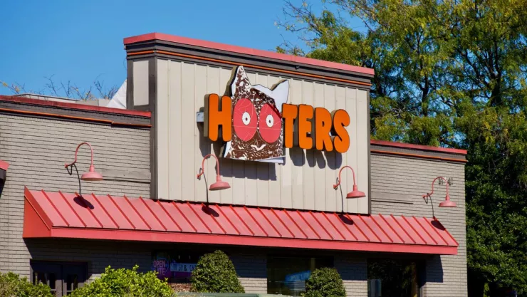 Que pasara con Hooters Mexico