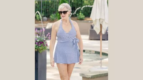 trajes de baño para mujeres de 50 años