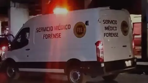 FOTO Detienen a hombre acusado de cometer feminicidio en hotel del centro